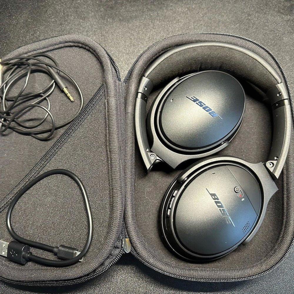 Bose QuietComfort 35 II Bluetooth Wireless Over-Ear Headphones (Black)